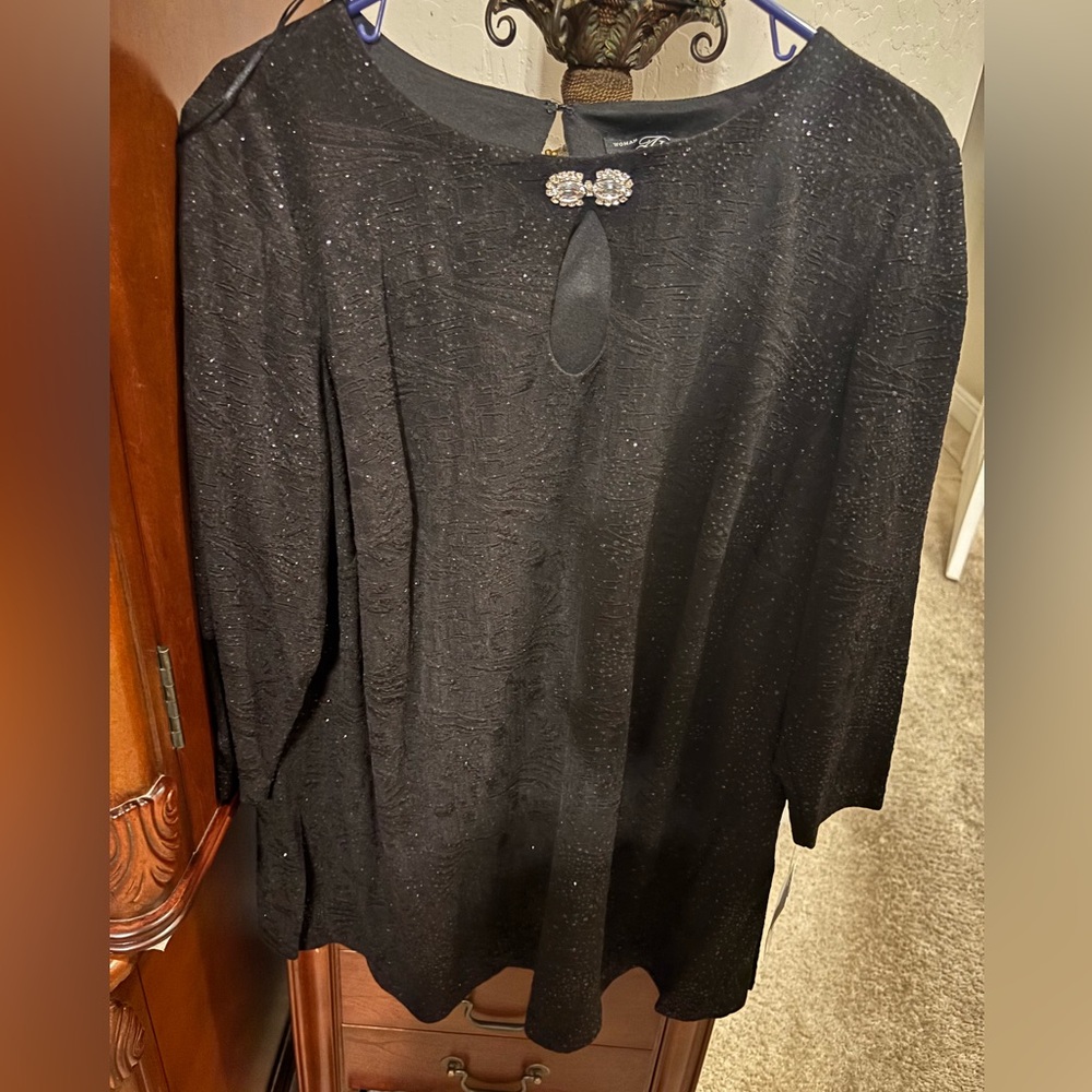 Alex Evenings Black Sparkle Keyhole Top with Decorative Brooch